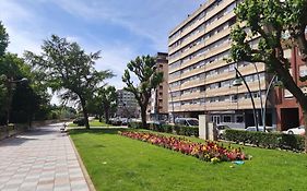 Leon Riverside Flat